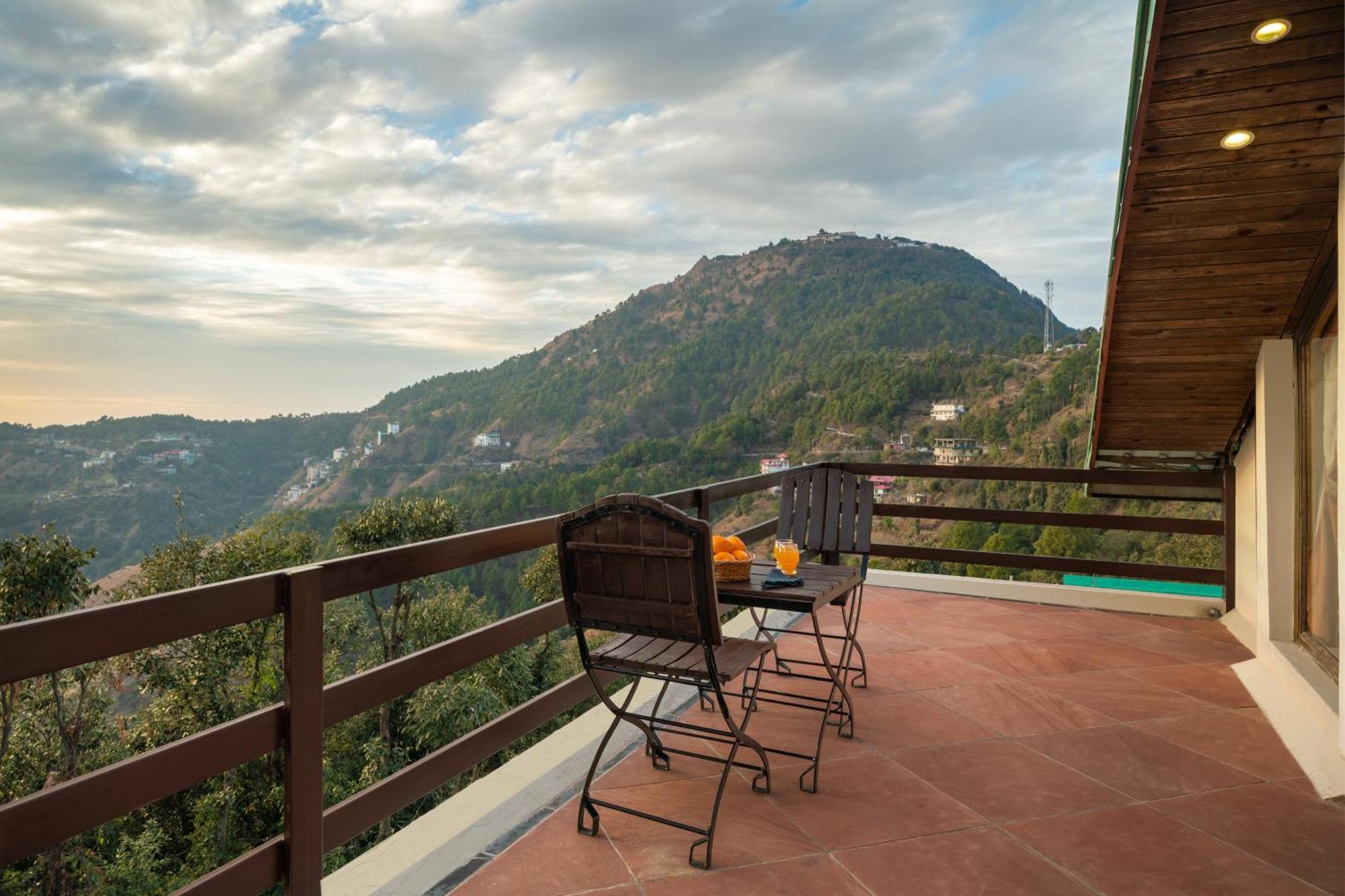 Hotel Woodsmoke Retreat Shimla Exterior foto