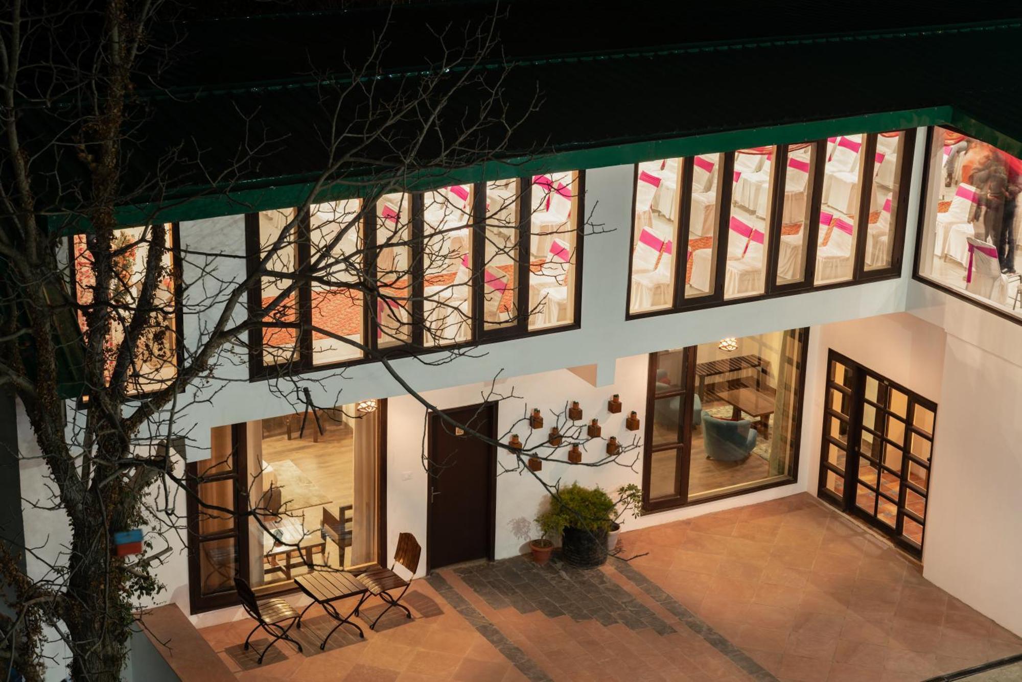 Hotel Woodsmoke Retreat Shimla Exterior foto